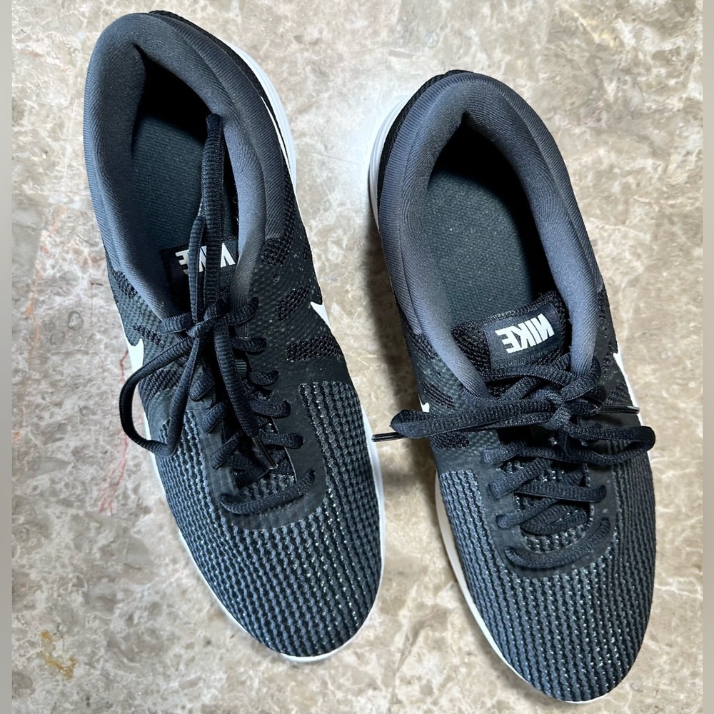 Brand New, Never Used Nike Revolution 4, Women’s Running Shoe